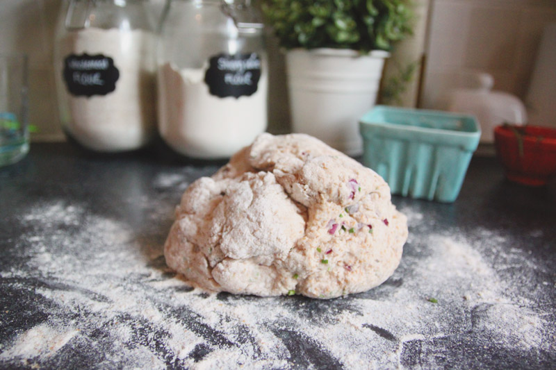 Red Onion & Chive Bagels