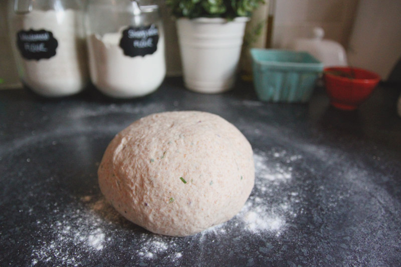 Red Onion & Chive Bagels