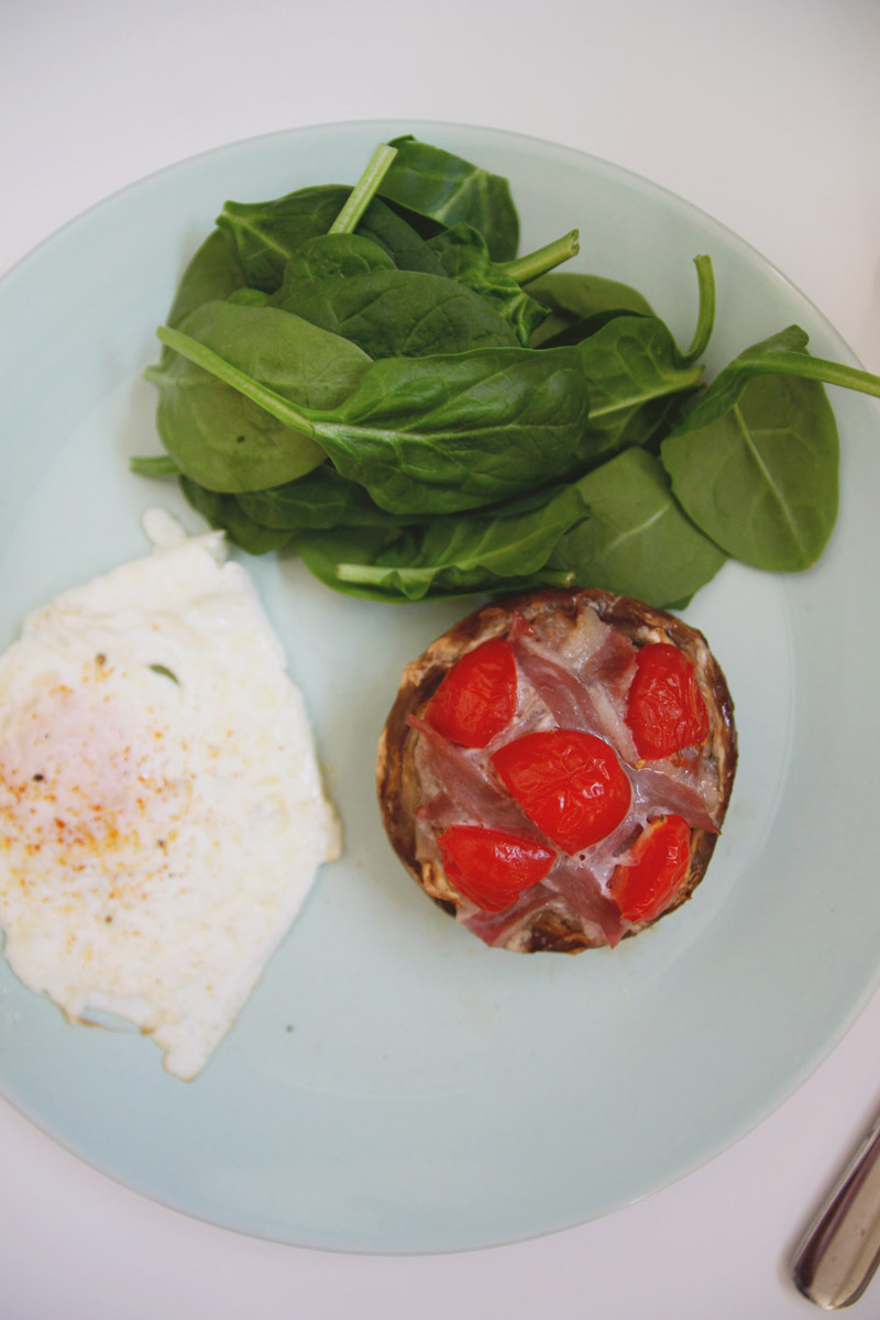 Breakfast Stuffed Mushrooms