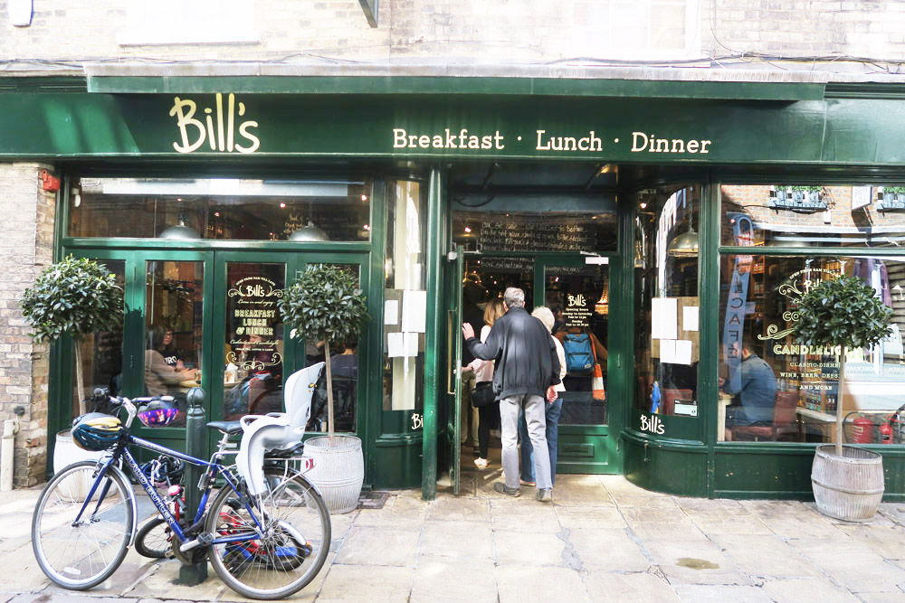 Breakfast at Bill's Restaurant - Cambridge