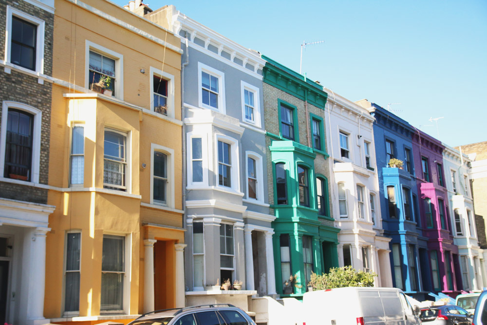 The Colourful Houses of Notting Hill & Portobello Road - April Everyday